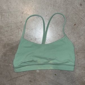 SAGE GREEN RACERBACK LULULEMON SPORTS BRA💚